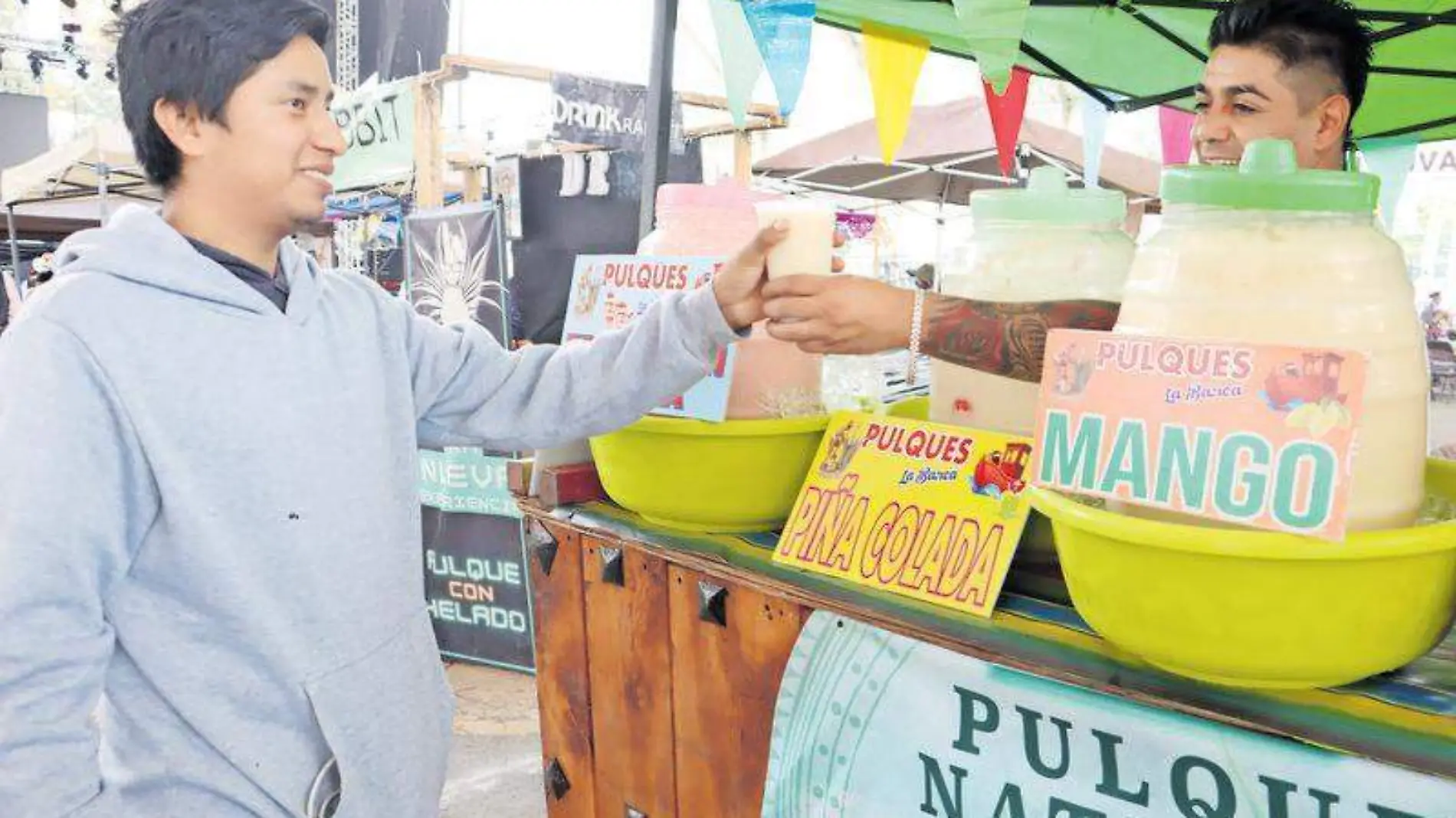 Pulque en pizza y helado 2